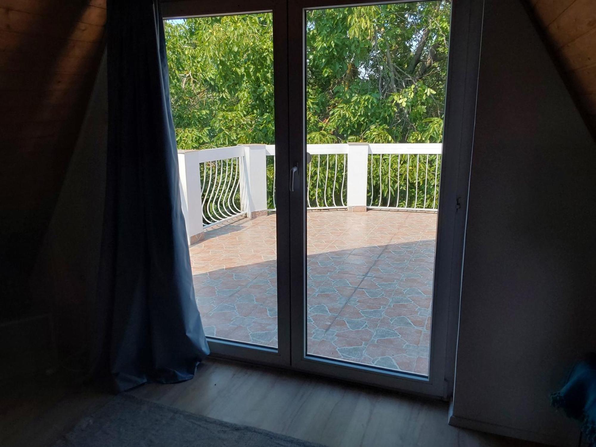 Tuerkiz Apartman - 5 Szobas 13 Fos Apartmanhaz 4Km A Balaton- Balatonszabadi Fürdőtelep מראה חיצוני תמונה